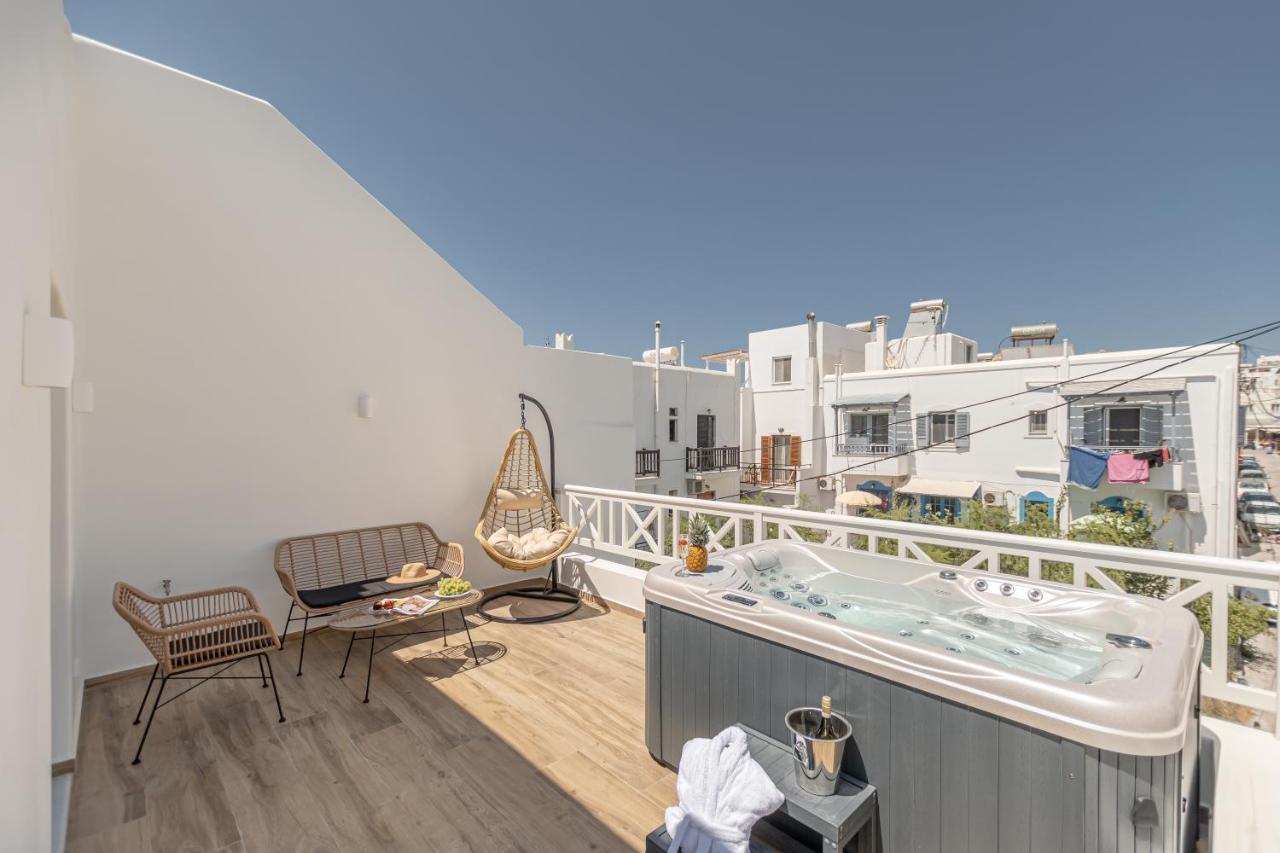 Heavenly Suites & Studios Naxos City エクステリア 写真