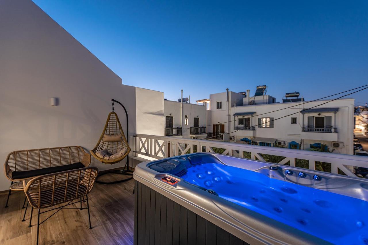 Heavenly Suites & Studios Naxos City エクステリア 写真