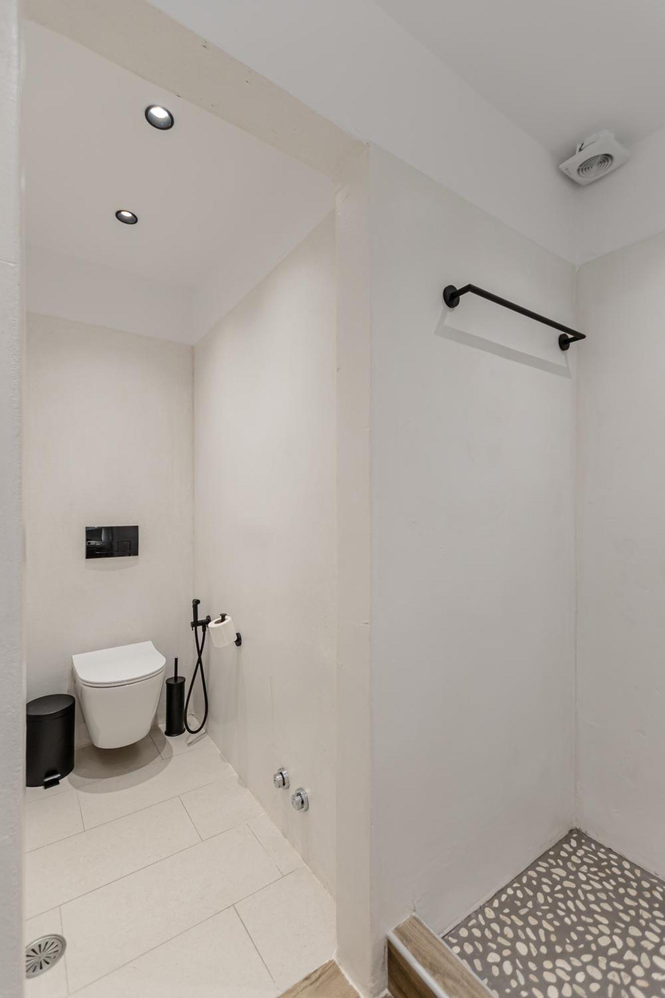 Heavenly Suites & Studios Naxos City エクステリア 写真